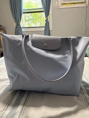 Large sky blue Longchamp Le Pliage